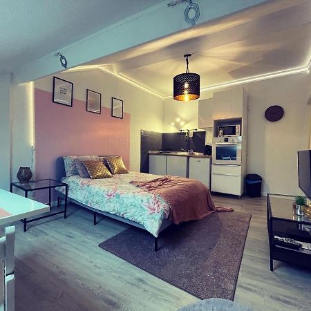 La Garde Studio Atypique Le Rocher, Climatisation, Belle Decoration Exterior photo